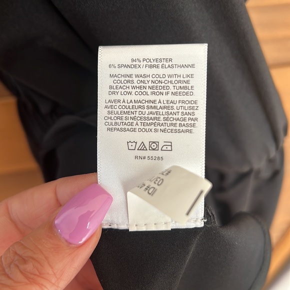 Express Black Peplum Top - Picture 4 of 7